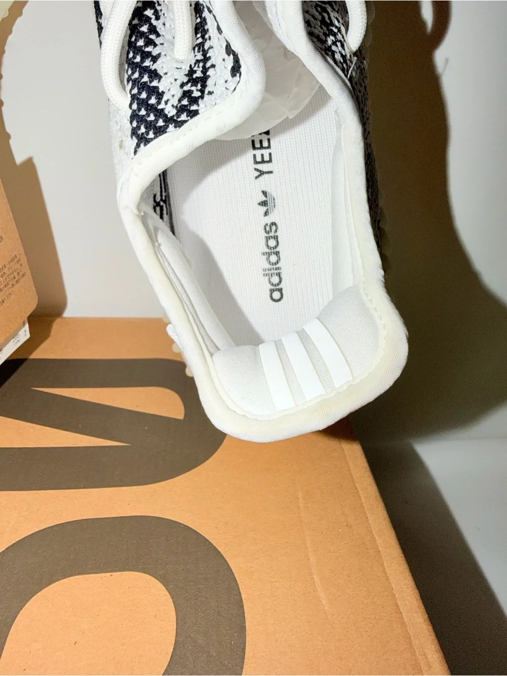 Yeezy boost 350 zebra new with tags